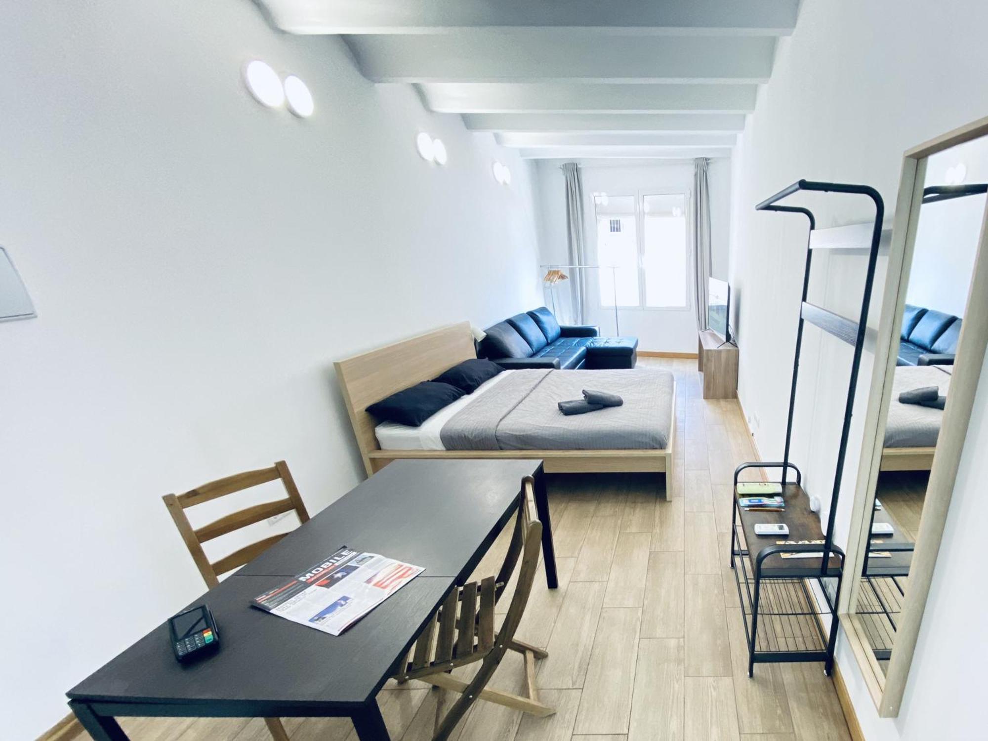 Apartmán Apl Sants Lofts Bcn Fira Camp Nou Barcelona Exteriér fotografie