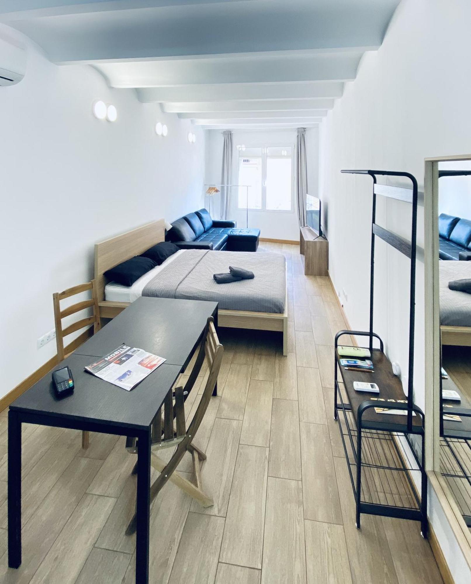 Apartmán Apl Sants Lofts Bcn Fira Camp Nou Barcelona Exteriér fotografie